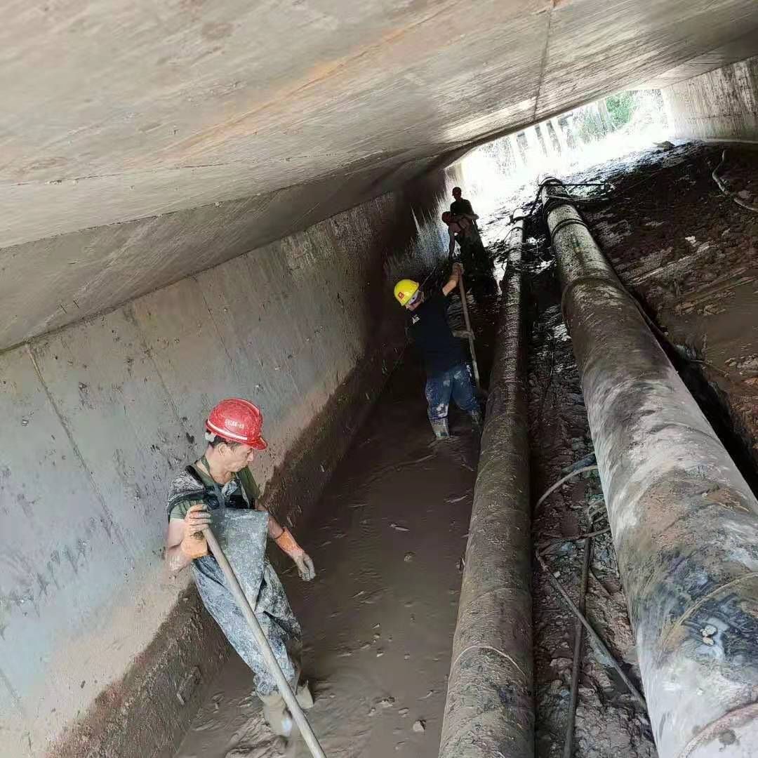 聂拉木工业管道清淤