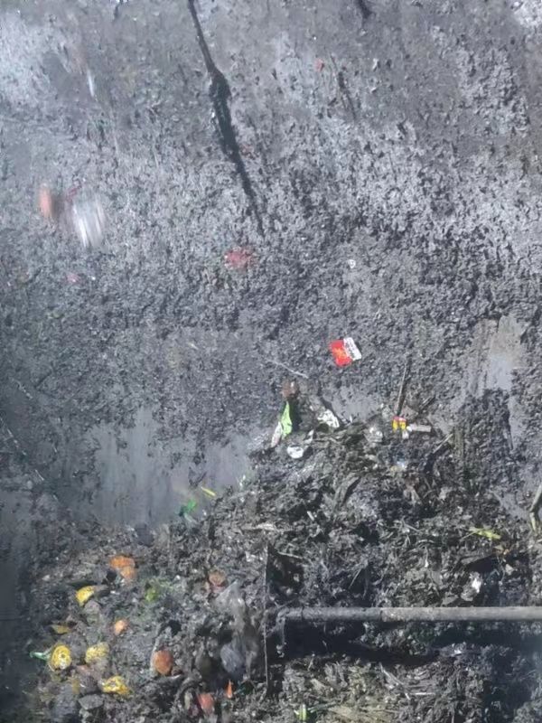 聂拉木污水池清理